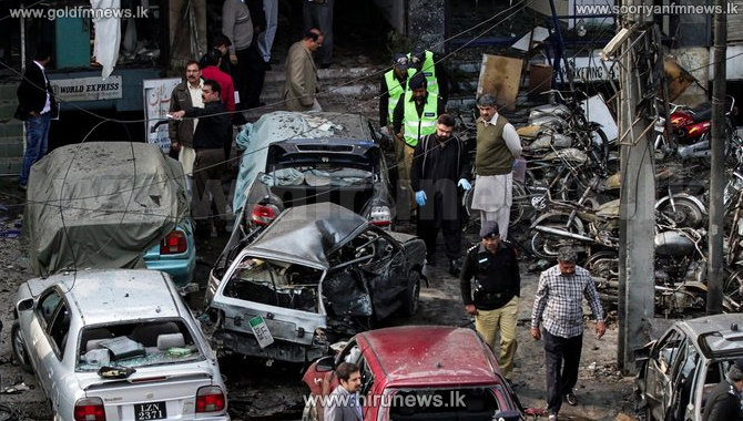 Pakistan+blast%3A+Taliban+bike+bomb+kills+26+in+Lahore