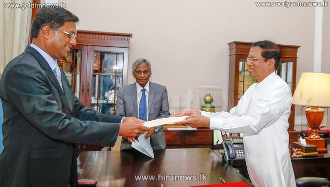 Justice+K.T.+Chitrasiri+takes+oaths+as+Acting+CJ