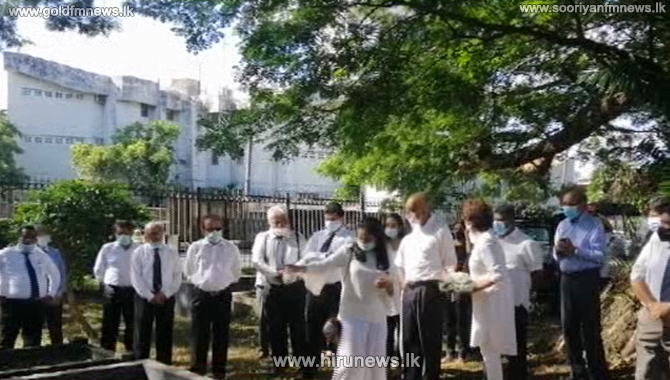 Funeral+of+the+deceased+at+Independence+Square+%28Video%29