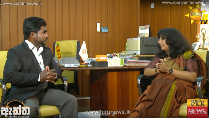 Hiru+Exclusive+interview+%3A+Investigation+to+be+launched+against+DG+of+SLSI+-+Food+items+and+companies+still+to+be+disclosed+%28Video%29