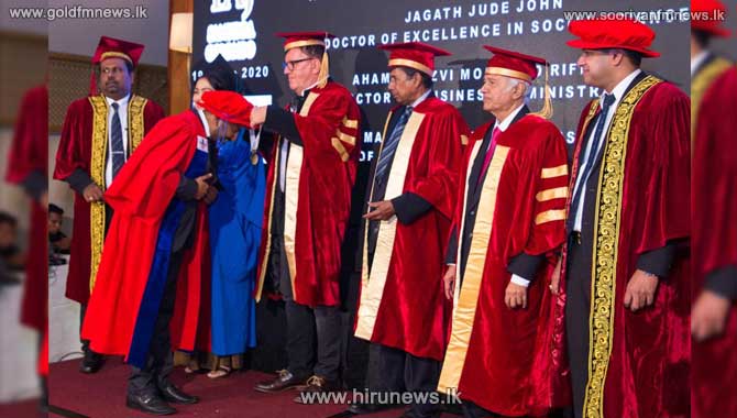 Deshabandu+Title+Awarded+to+Ahamed+Rizvi+Mohamed+Rifkhan