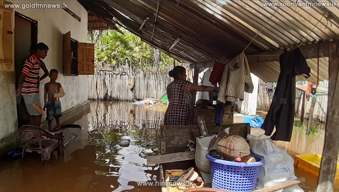 Many+low+lying+areas+in+Mannar+inundated+%28Photos%29