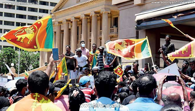 Galle face protest: new tents set up blocking Presidential Secretariat ...