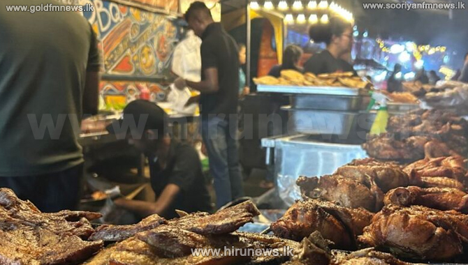 Street+food+stalls+in+Kimbulawala+Sri+Lanka+will+not+be+removed%2C+claims+govt