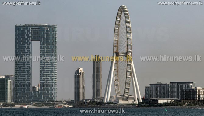 World S Largest Ferris Wheel Mysteriously Stops Turning Hiru News