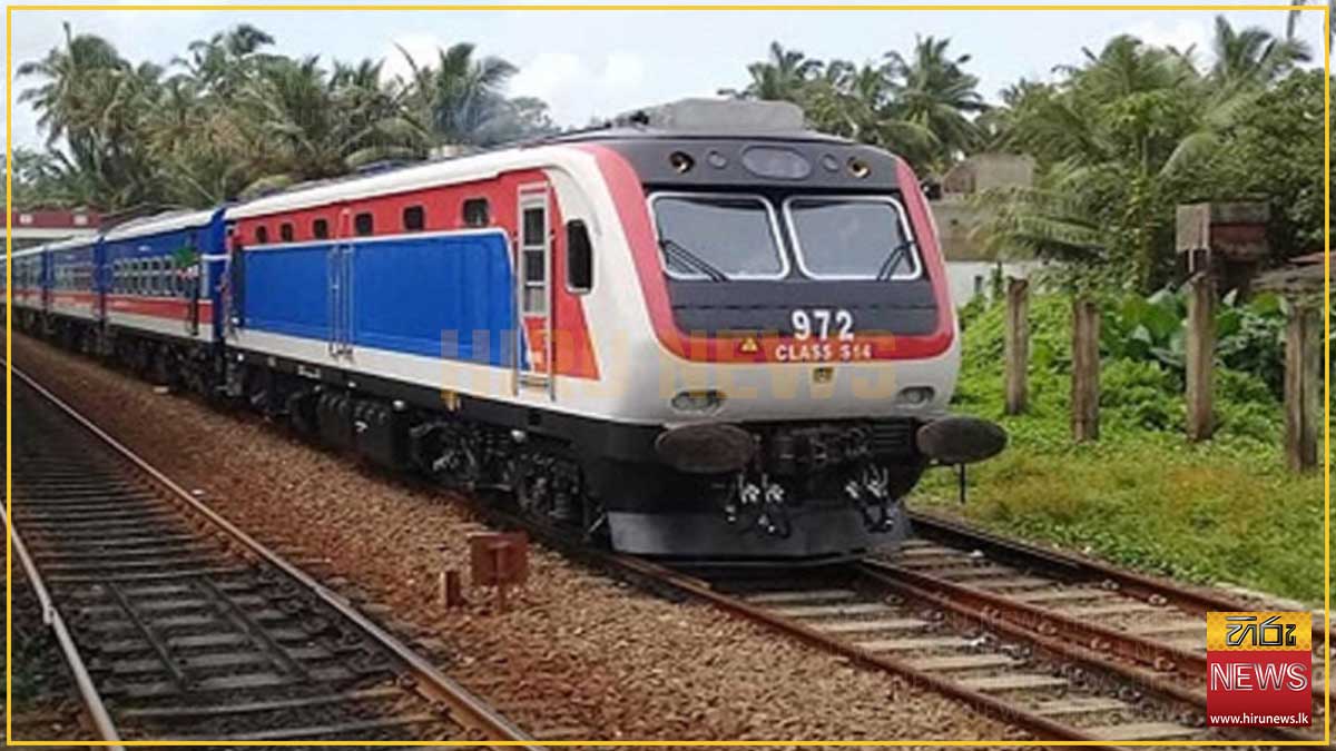 Yaldevi+train+resumes+journey+to+Jaffna+after+10+months