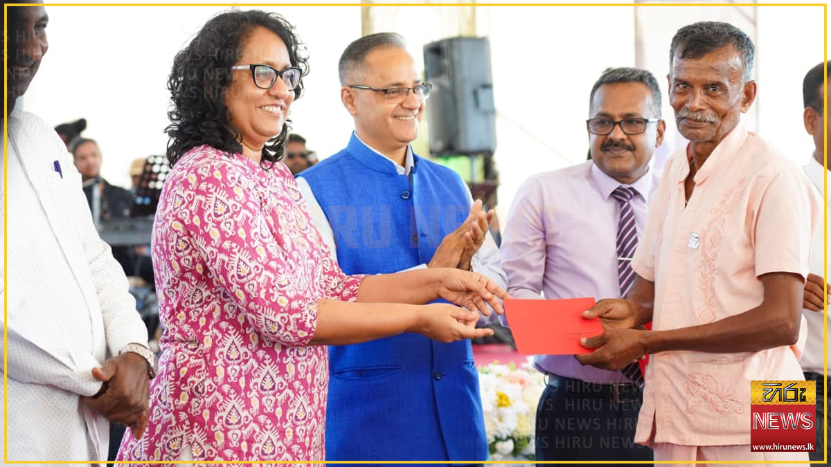 "සෙනෙහසින් හා සහකම්පනයෙන් පිරි සමාජයක් ගොඩනගනවා" : අගමැති හරිනි - Hiru ...