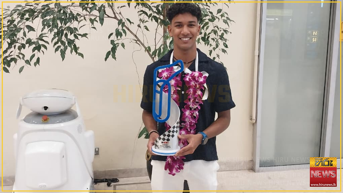 යෙවාන් ඩේවිඩ් යළි දිවයිනට