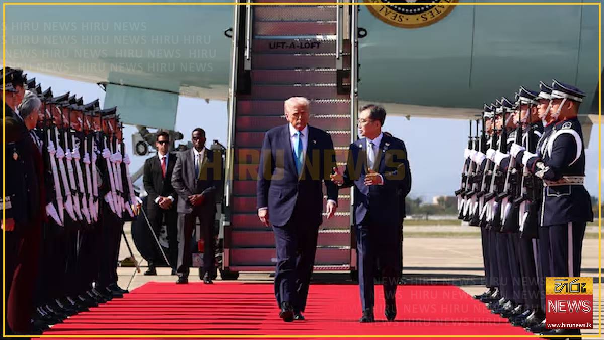 Trump talks up trade deal prospects as Asia tour hits South Korea