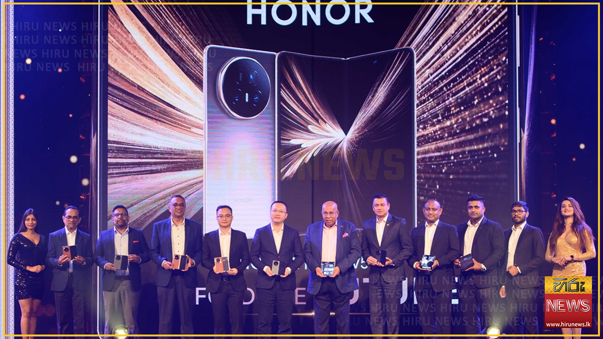 Singer unveils HONOR Magic V5, foldable smartphone