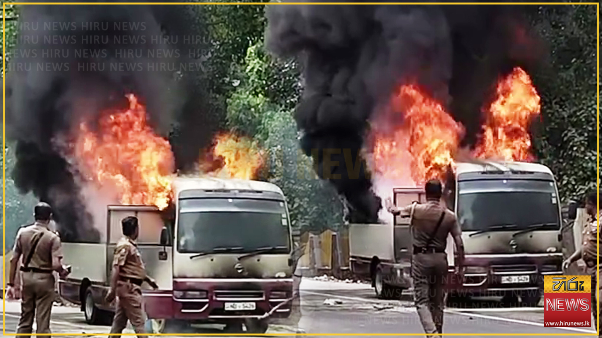Bus carrying pilgrims catches fire - Hiru News - Srilanka's Number One ...