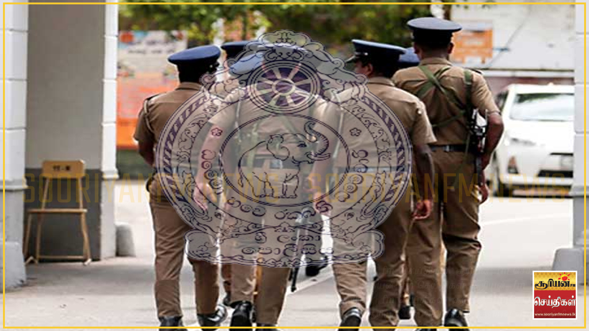 இலங்கை காவல்துறையில் 32,000 வெற்றிடங்கள்: விரைவில் 10,000 பேர் ஆட்சேர்ப்பு 