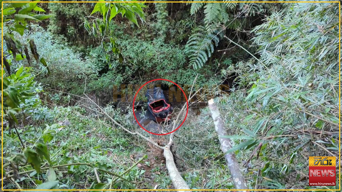 Three-wheeler+driver+injured+in+plunge+