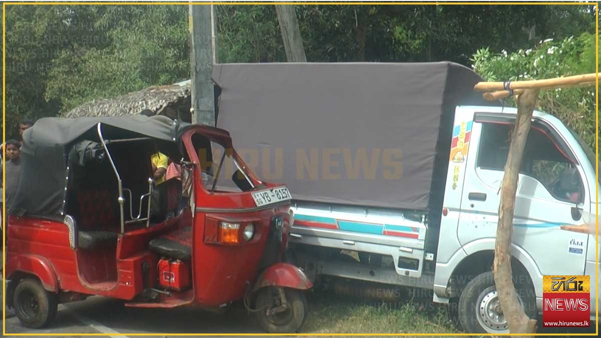 Three+nuns+hospitalised+following+three-wheeler+collision+