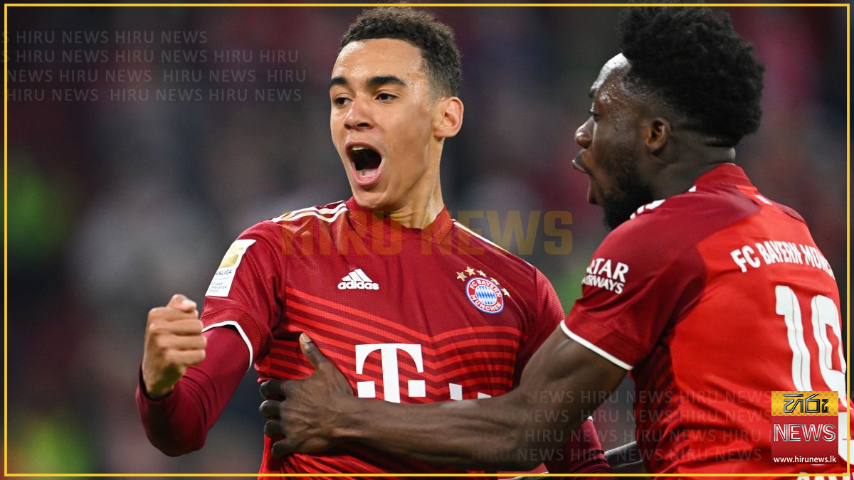 Record-breaking Bayern win Bundesliga