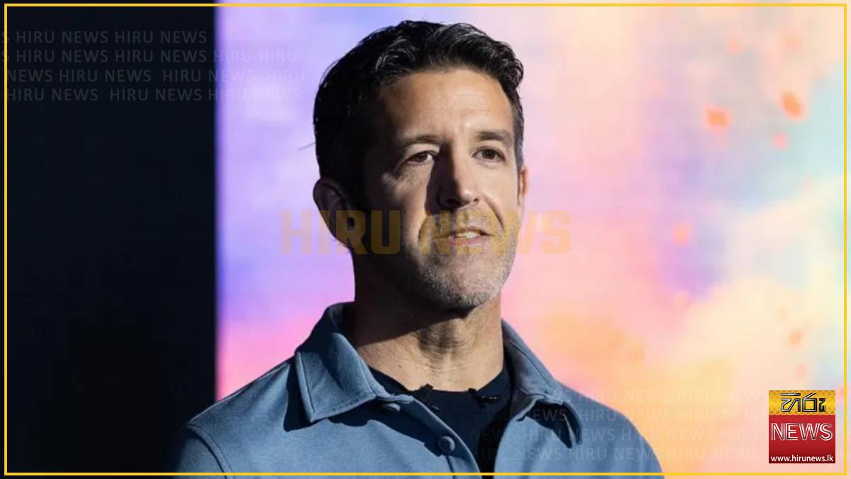 Apple replaces Tim Cook