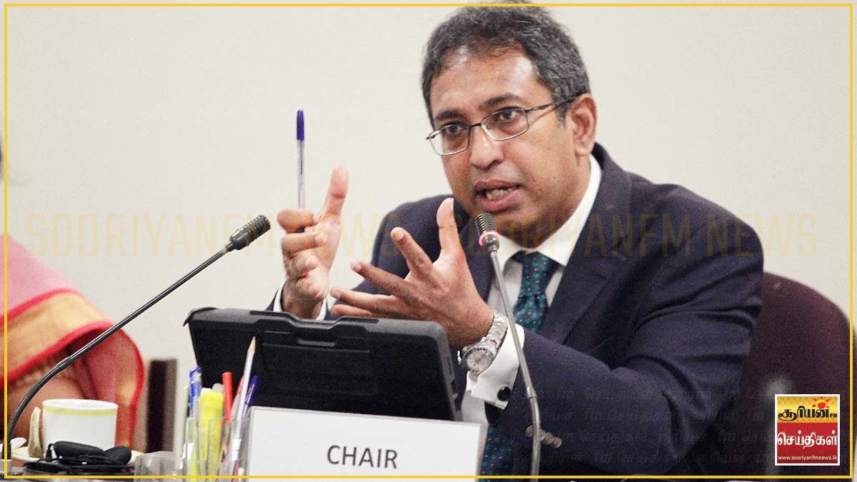 நாடாளுமன்றக் குழுவைப் புறக்கணிக்கும் திறைசேரி செயலாளர் – ஹர்ஷ டி சில்வா கடும் சாடல்