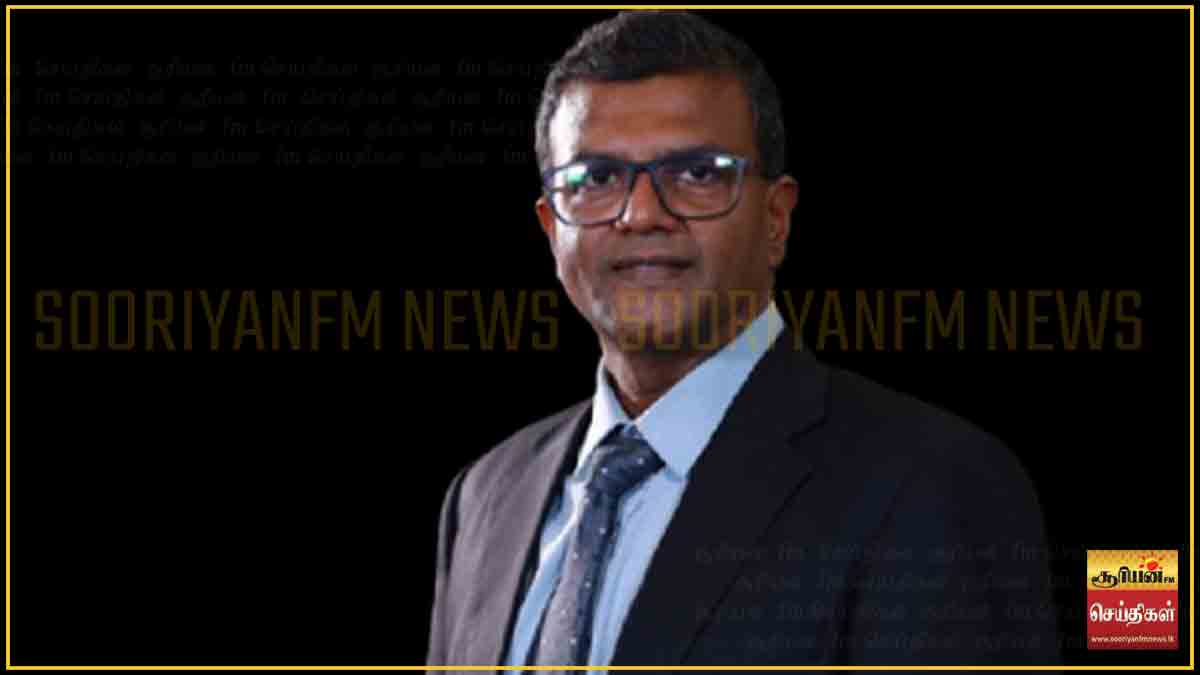 நிதியமைச்சின் செயலாளர் அரசாங்க நிதி பற்றிய குழுவில் முன்னிலையாவதற்காக நாடாளுமன்றத்திற்கு வருகை 