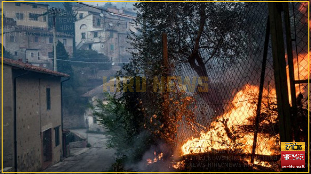 Around 3,000 residents evacuated in Tuscany as winds fan forest fire