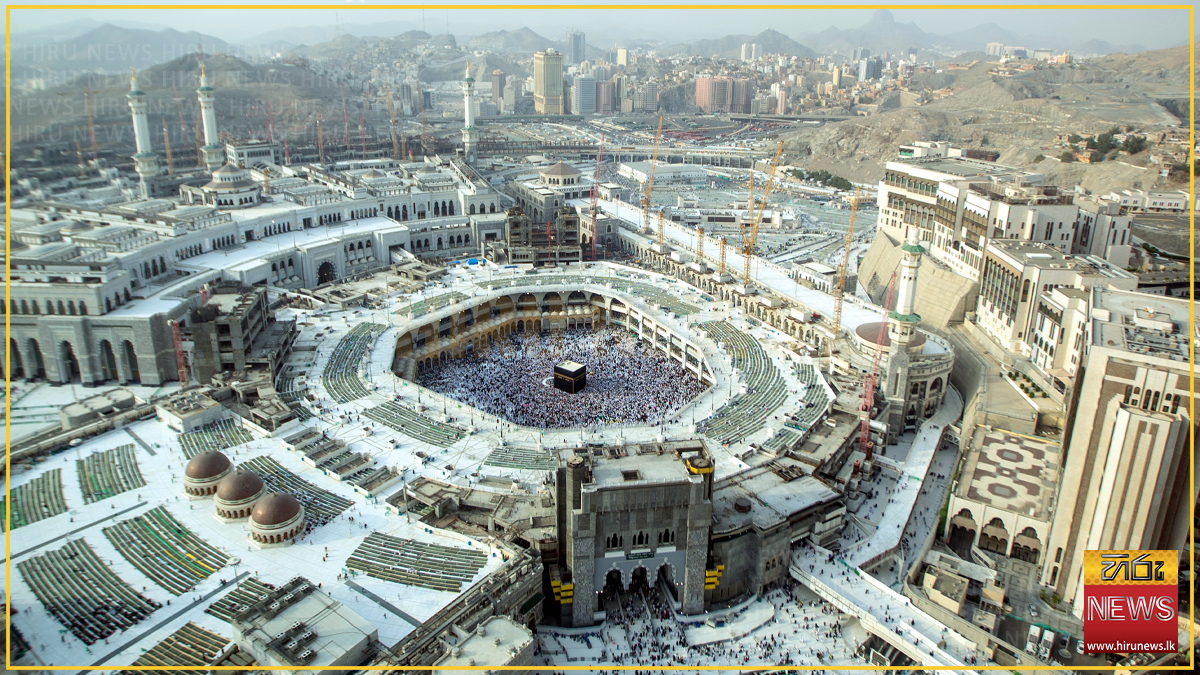 First group of pilgrims departs for Hajj 