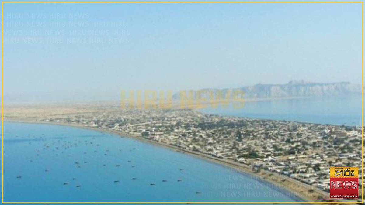 Pakistan opens Iran land corridors