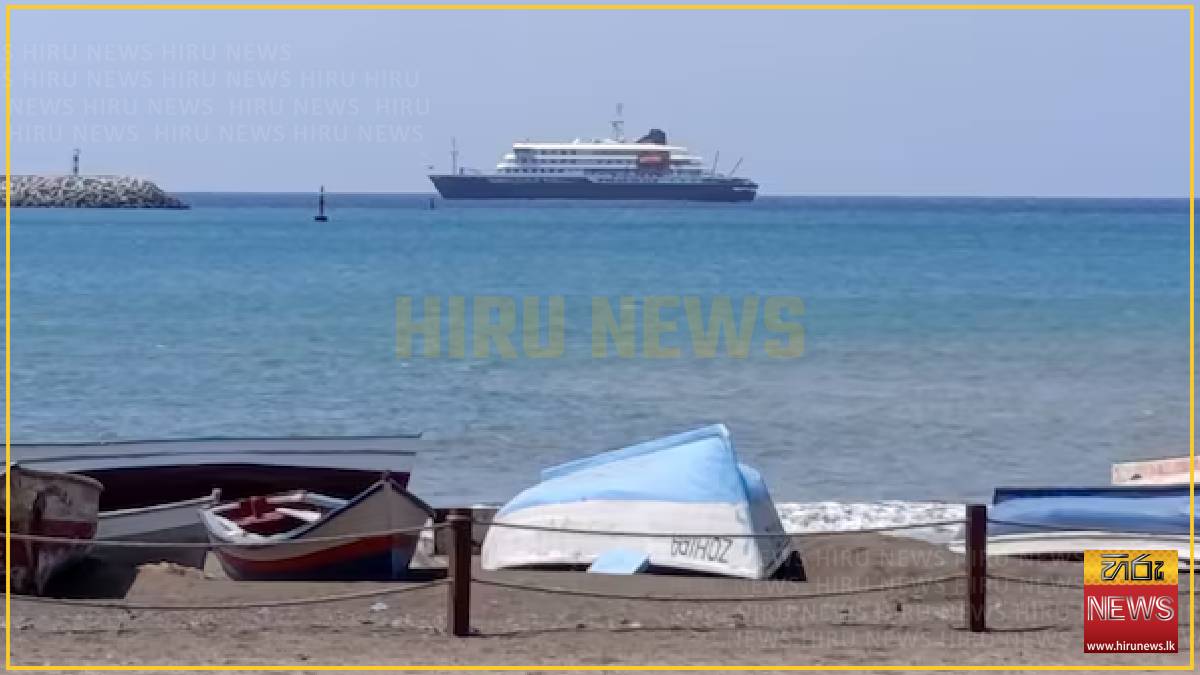 Spain to repatriate asymptomatic passengers of hantavirus-hit ship