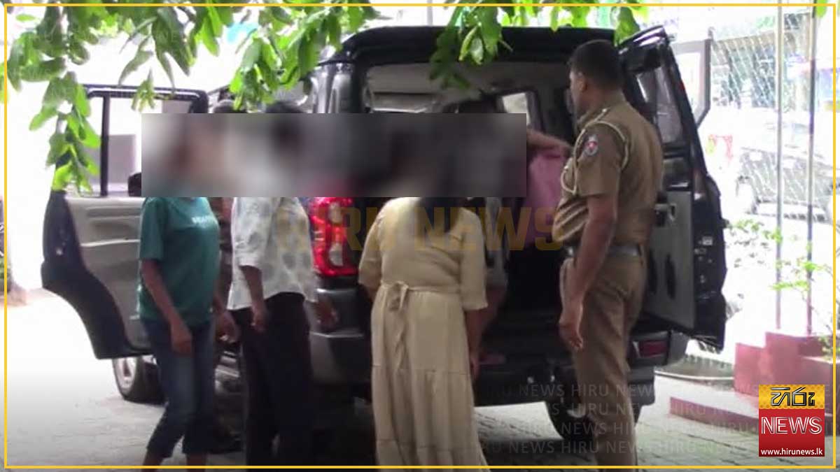 Padukka+gambling+den+busted%2C+15+arrested