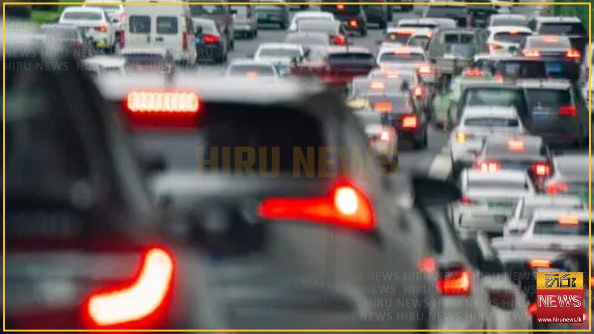 Accident+disrupts+traffic+in+Madampe