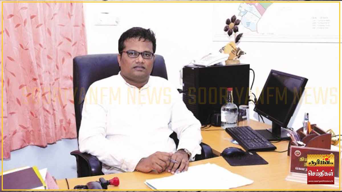 பொன் சிவகுமாரன் நினைவேந்தல் ஏற்பாடு: பிரதேச சபை தவிசாளரிடம் காவல்துறை விசாரணை