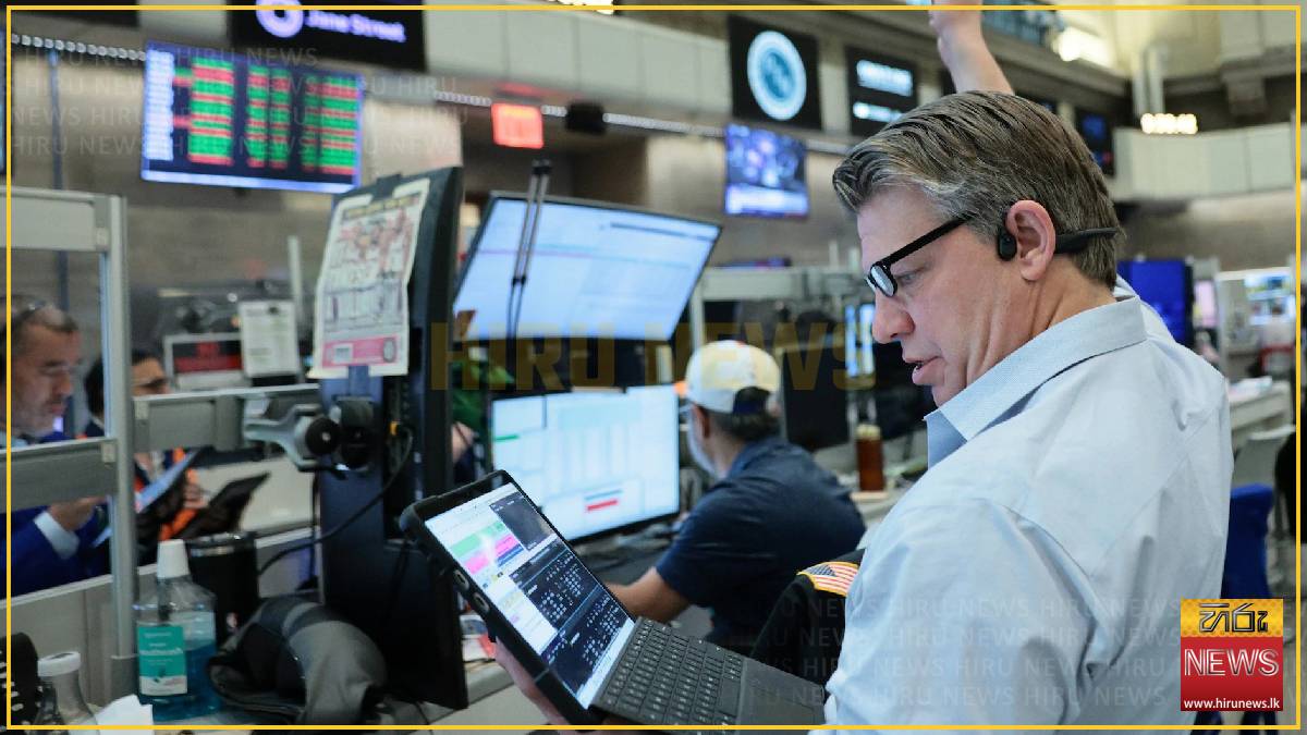US stocks slump as fears over big tech shake Wall Street