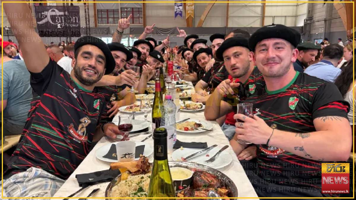 Giant banquets rile radical left in France