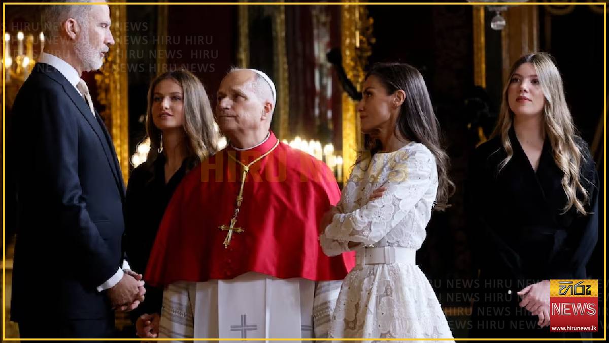 Pope urges leaders to temper divisions at start of Spain trip