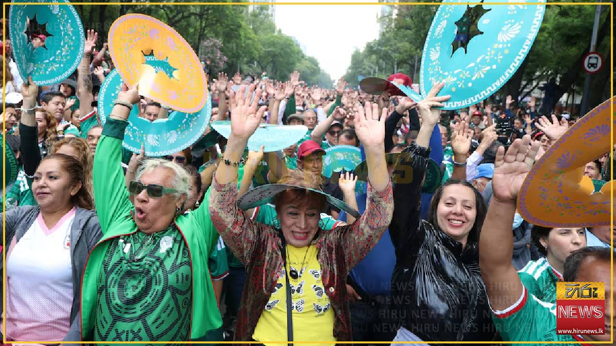 Mexico chases world record for largest Mexican wave ahead of World Cup