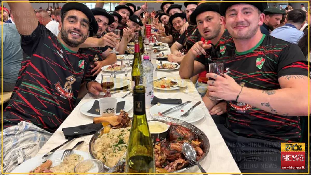 Giant banquets rile radical left in France
