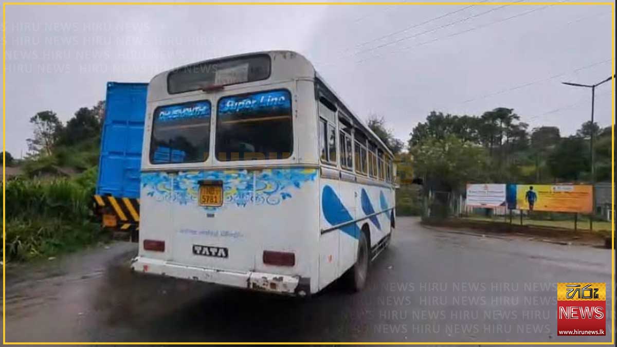 රියදුරු බලපත්‍රයක් නොමැතිව මගී ප්‍රවාහන බස් රථයක් ධාවනය කළ තරුණයෙක් අත්අඩංගුවට