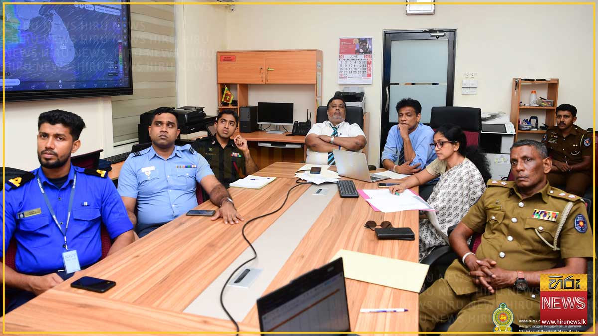 ඩෙංගු මර්දන වැඩසටහනේ පළමු දිනයේම පරිශ්‍ර 70,000ක් පරීක්ෂාවට: වැරදිකරුවන්ට එරෙහිව නීතිමය පියවර