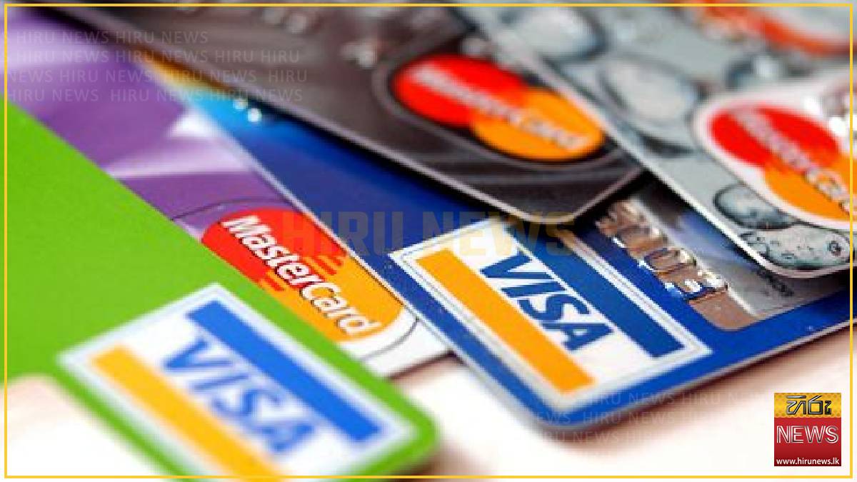 April sees slowdown in new credit card growth
