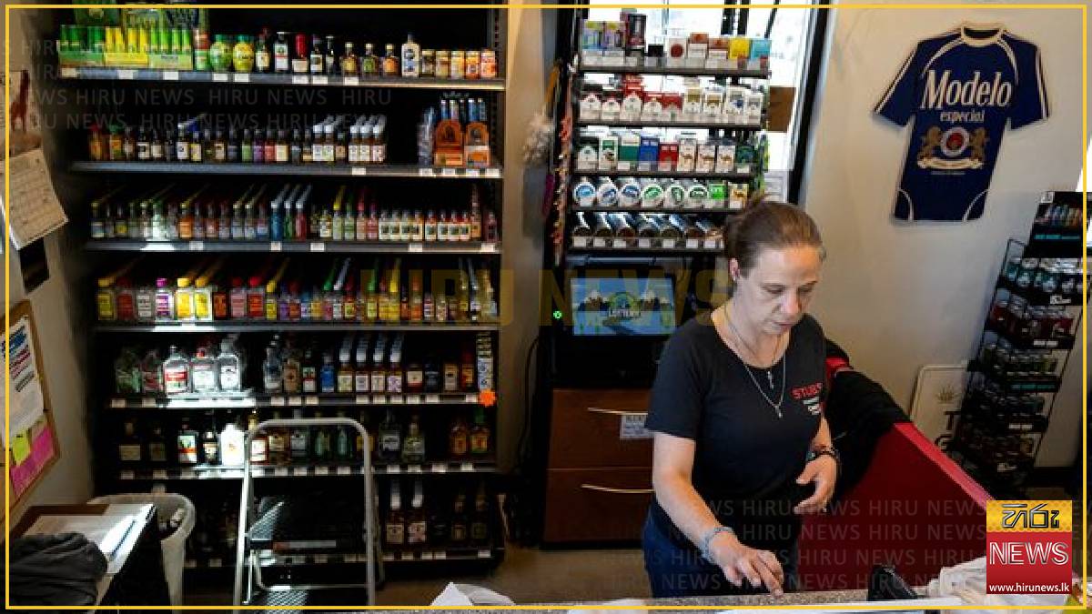 US small business outlook weakens amid mounting inflation fears