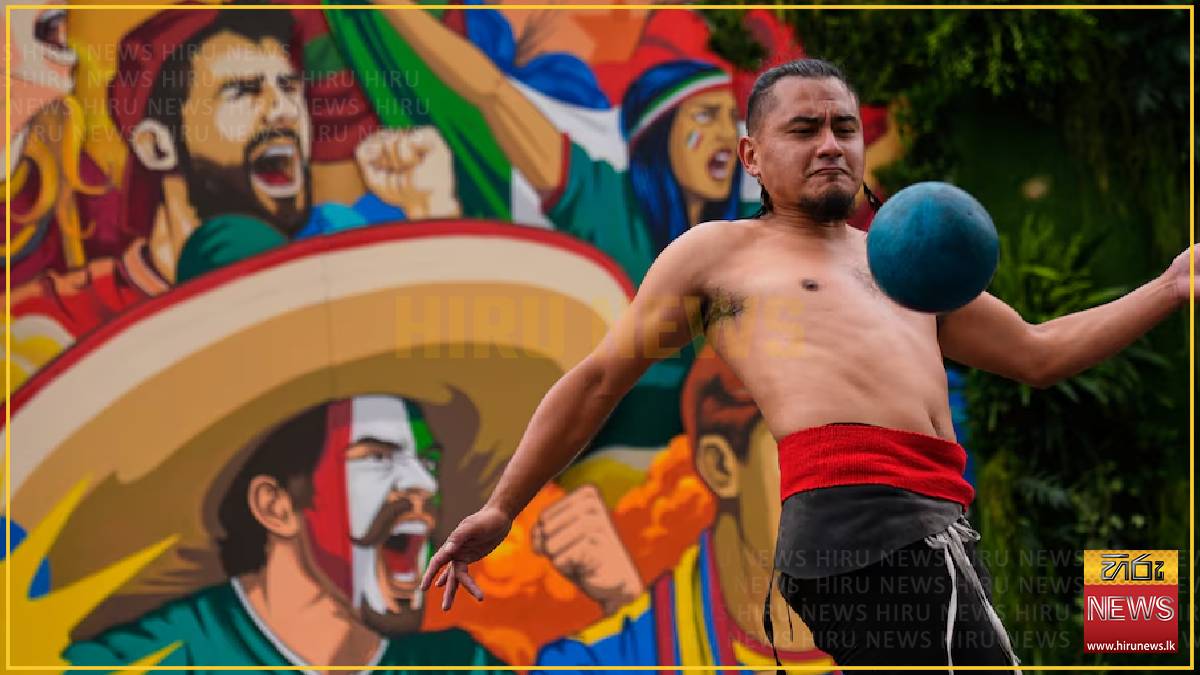 Celebrations clash with social tensions in Mexico