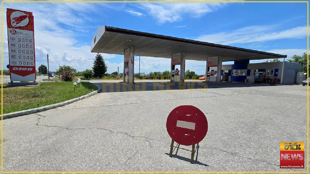 Fuel stations in Crimea run dry after fresh drone strikes