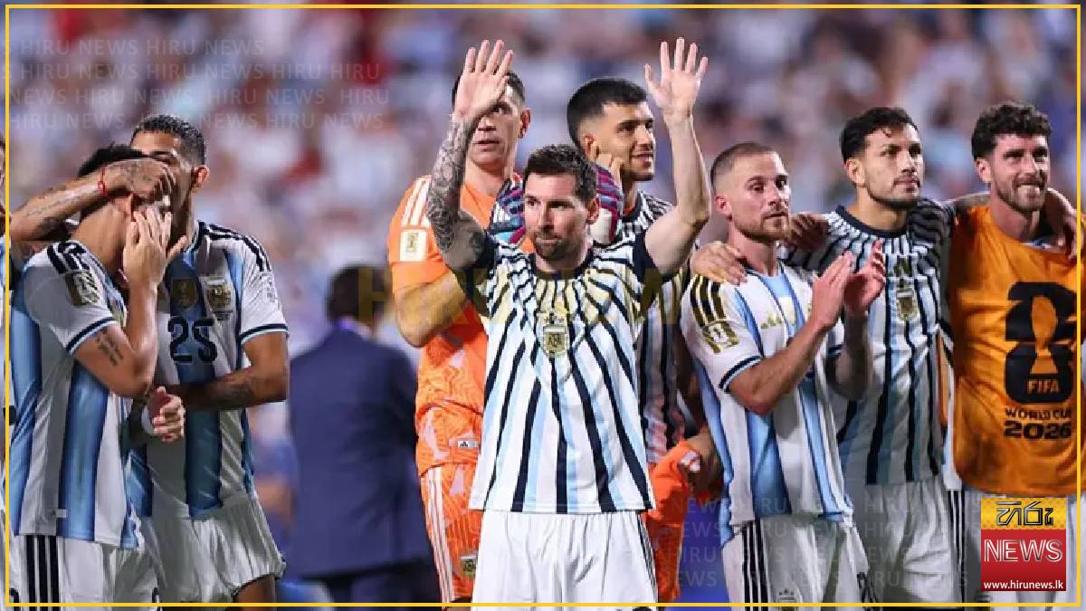 Algeria goalkeeping howlers hand Messi a hat-trick 