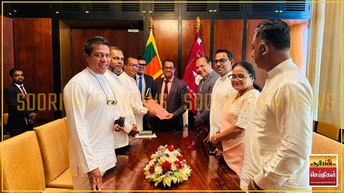 நீதித்துறையின் கட்டமைப்புச் சிக்கல்கள் குறித்து அவசர விவாதம் கோரி சபாநாயகரிடம் எதிர்க்கட்சிகள் கடிதம்