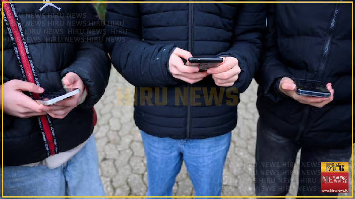 German expert panel suggests social media ban for under-13s