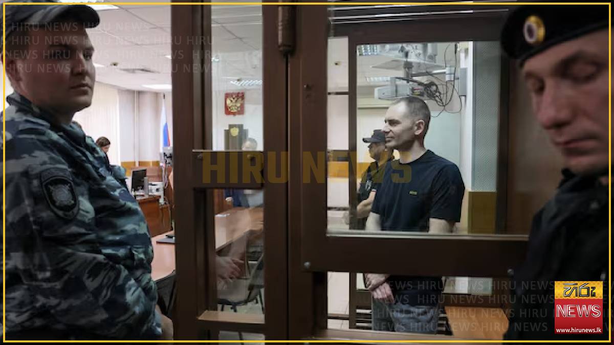 Russian politician who favours Ukraine ceasefire is jailed