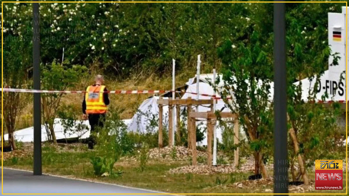 ප්‍රංශයේදී කුඩා ගුවන් යානයක් කඩා වැටී 11ක් මරුට