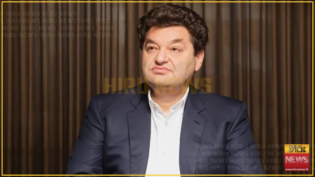 Bomb blast injures Ukrainian oligarch, triggers manhunt