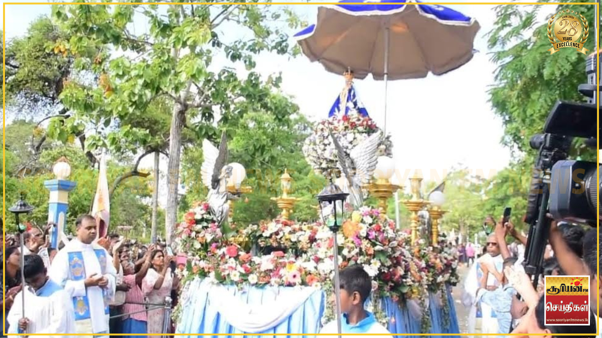 மன்னார் மடு திருத்தலத்தின் ஆடி மாத திருவிழா - இலட்சக்கணக்கான பக்தர்கள் பங்கேற்பு