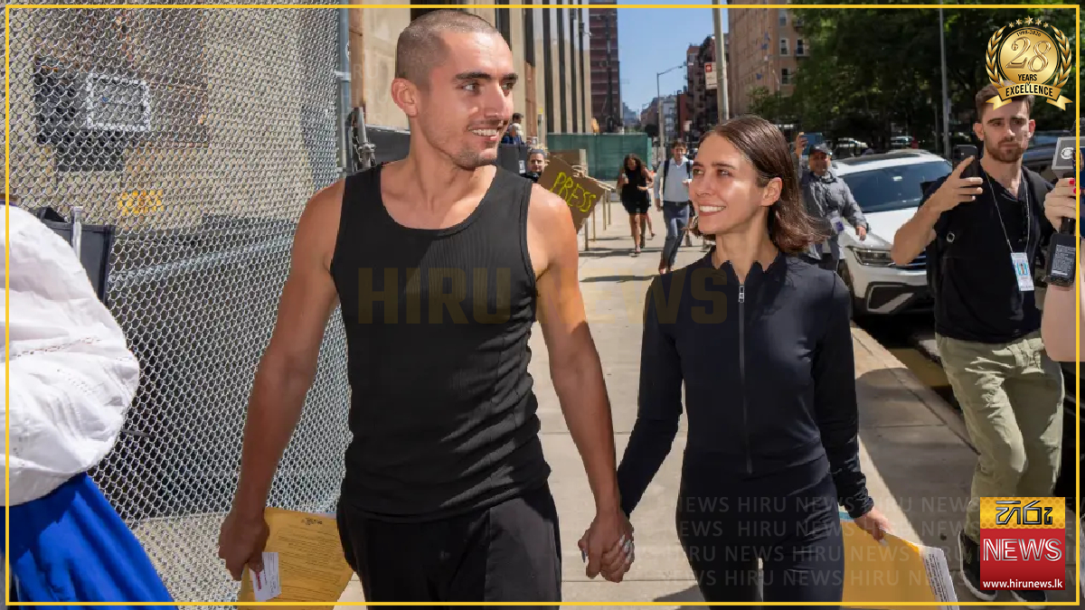 Pair freed after risky Empire State proposal stunt