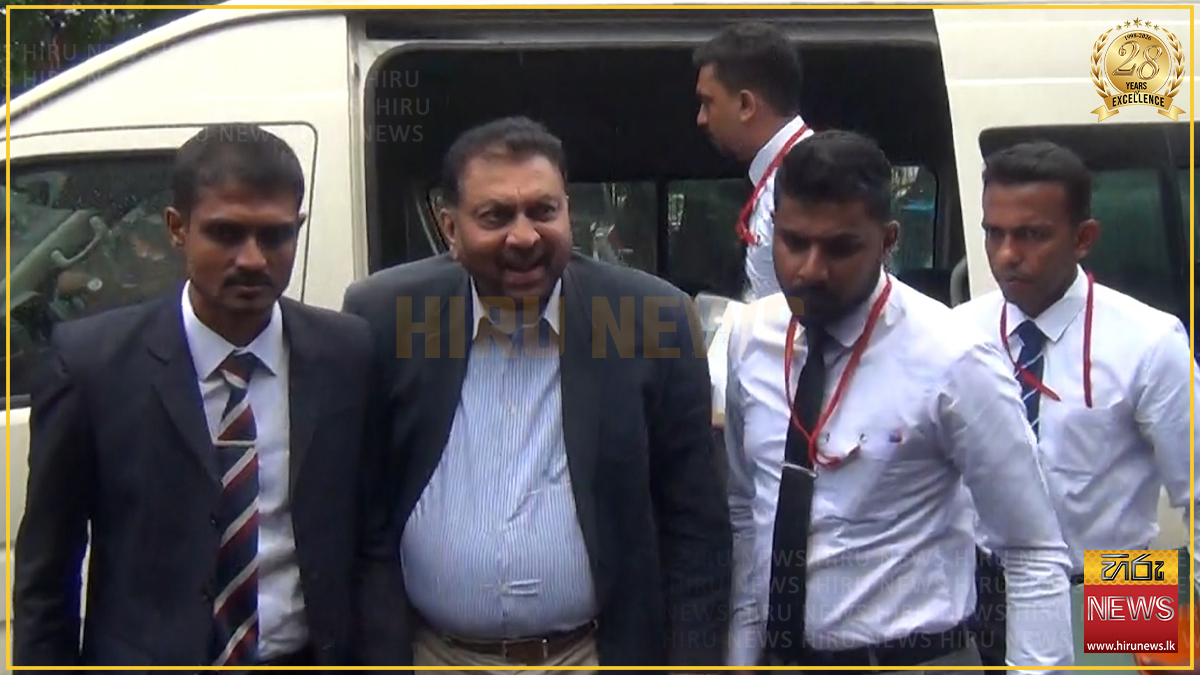 අත්අඩංගුවට ගත් හිටපු නාවික හමුදාපති වසන්ත කරන්නාගොඩ අධිකරණය හමුවට