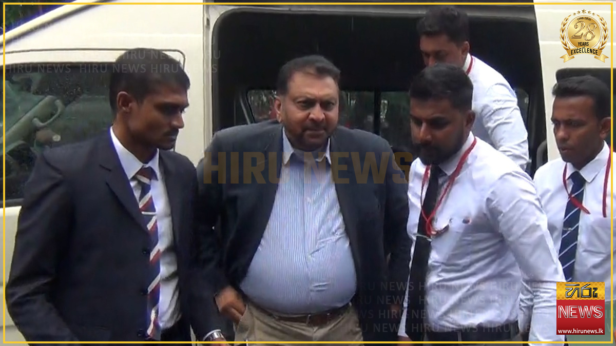 අත්අඩංගුවට ගත් හිටපු නාවික හමුදාපති අද්මිරාල් ඔෆ් ද ෆ්ලීට් වසන්ත කරන්නාගොඩට ඇප